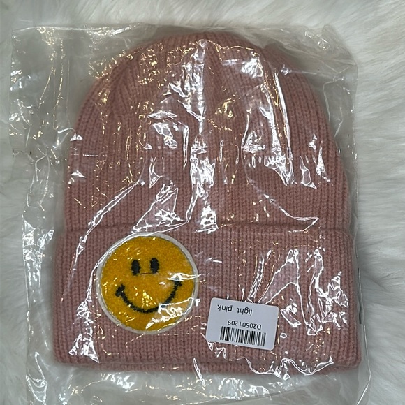 Knit Ribbed Smiley Face Hat Beanie in Light Pink - Picture 2 of 2